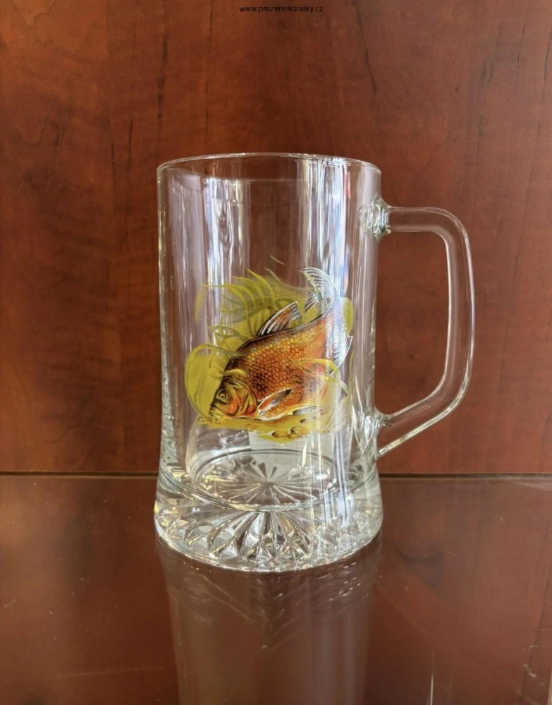 Skleněný půllitr - ryba