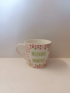Porcelánový hrnek "MILOVANÉ MAMINCE"
