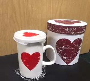 Porcelánový hrnek se srdcem 350 ml - Byliňáček