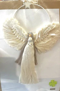 Macrame anděl - ruční výroba bílý