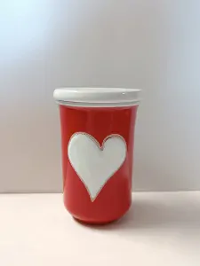 Keramická červená dóza se srdcem